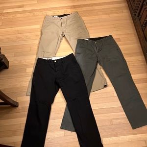 3 Volcom Chinos Pants sz.30